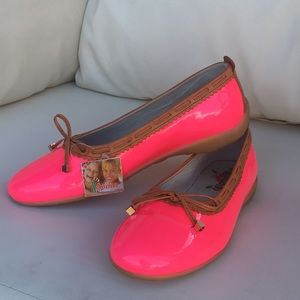 Neon Patent Leather / sneaker bottom